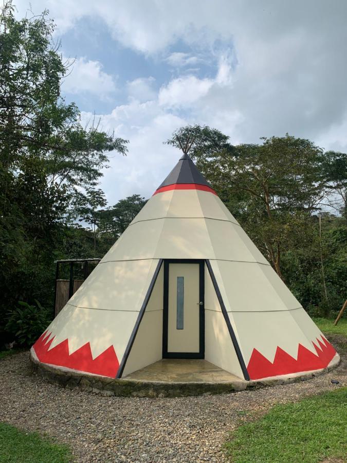 Hotel Refugio Del Bosque Glamping La Mesa  Exterior foto